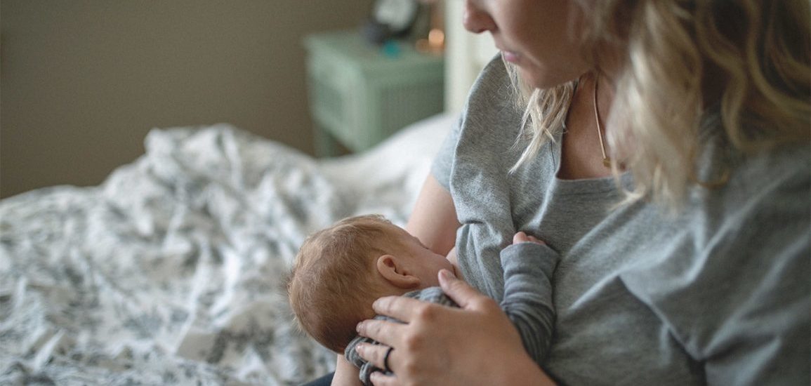 best breastfeeding accessories