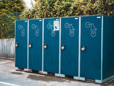 portable bathroom rental