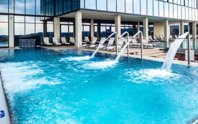 swimming pool renovation