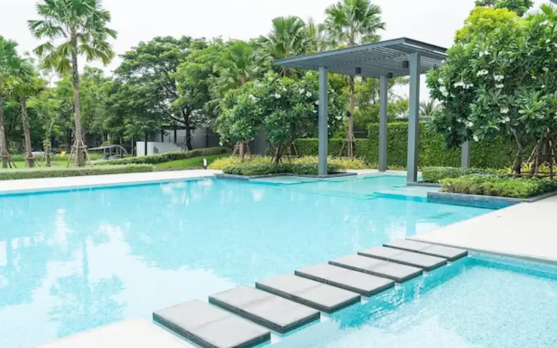 swimming pool renovation